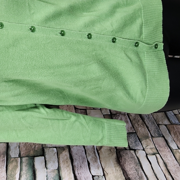 Ann Taylor Factory Store Lime Green Button Front Cardigan - Medium - Picture 5 of 7